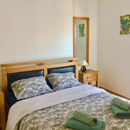 Apartment Holidayhouse In - Stylish House In Old Town Lagos