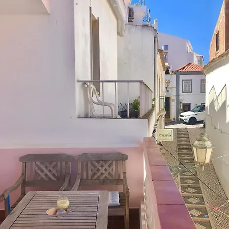 Holidayhouse In - Stylish House In Old Town Apartment *