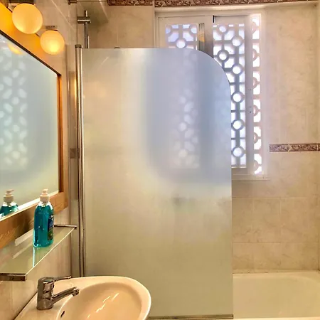 Apartment Holidayhouse In - Stylish House In Old Town Lagos