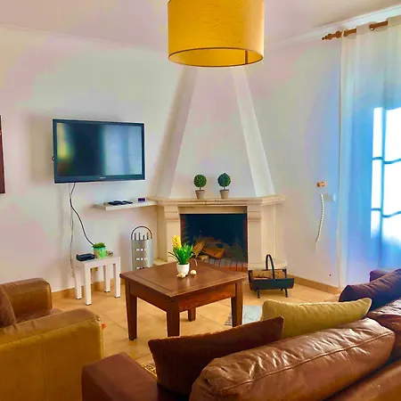 Holidayhouse In - Stylish House In Old Town