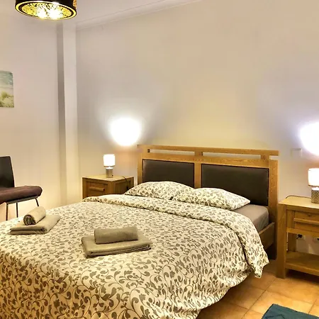 Holidayhouse In - Stylish House In Old Town * Lagos