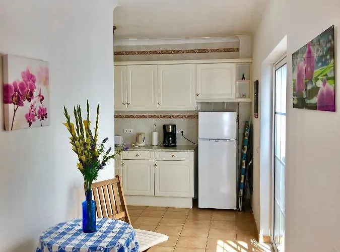 Holidayhouse In - Stylish House In Old Town * Lagos