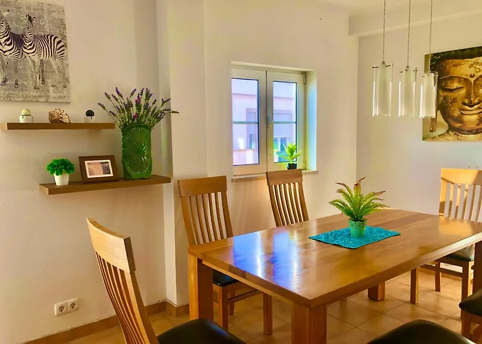 Holidayhouse In - Stylish House In Old Town Lagos
